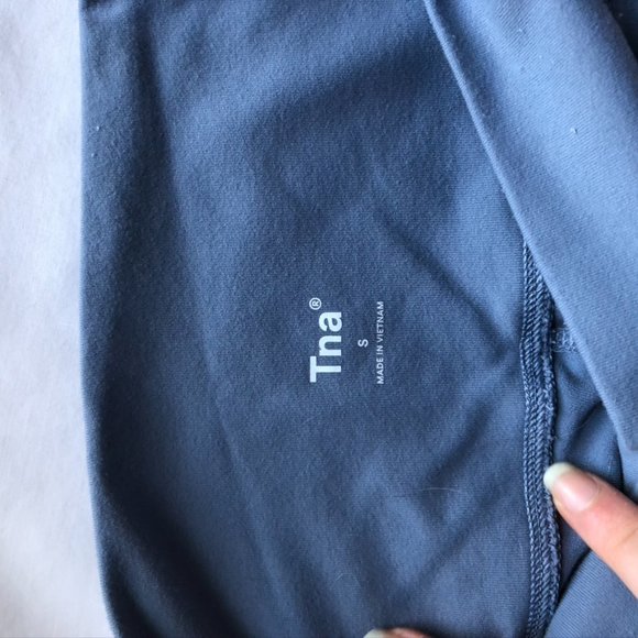 TNAchill Atmosphere Hi-Rise 3/4 Legging Aritzia - Picture 11 of 11